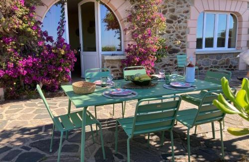 Le Rayol Apartment | Rayol vue mer jardin plage à pied - St-Tropez 25km