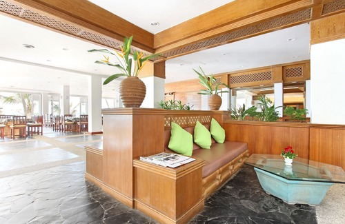 Chakphong Hotel | Rayong Chalet Resort