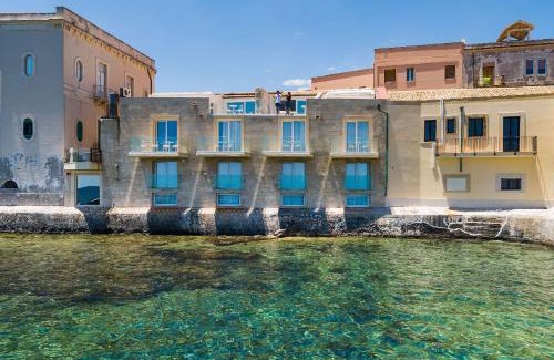 Santa Lucia House | Re Dionisio Luxury Suites