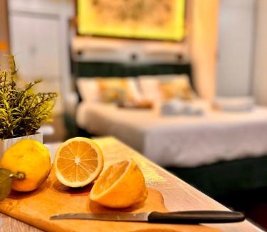 Chiaia Apartment | Re Ferdinando Suite Mergellina