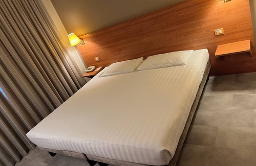 Lissone Hotel | Re Lissone