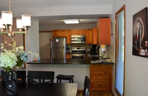 Lake Harmony House | Ready for a getaway! Contemporary 3 BR house in Split Rock golfing community.