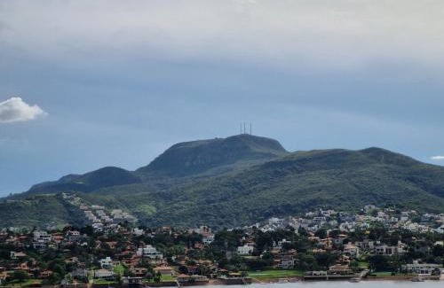 Capitolio House | RECANTO BRENDA - Casa Luxo Capitólio com Vista pro lago, Escarpas e MorroChapeu