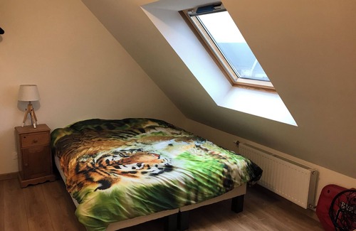 Lannilis Bed & Breakfast | Recent house close to the sea.