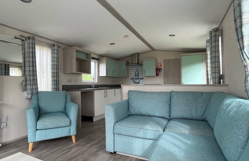 Ouistreham House | Recent top-of-the-range mobile home, very spacious Located 2km from the beach