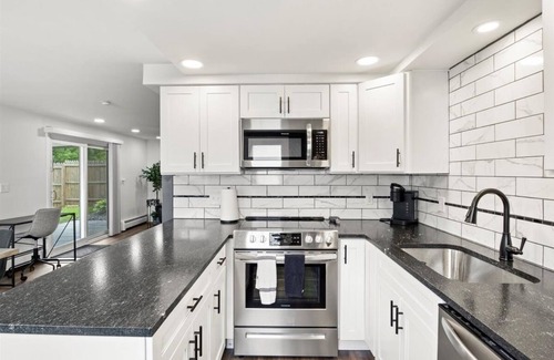 Farmington Apartment | RECENTLY REMODELED! Minutes to Casino, Golfing, Canandaigua Lake, Wineries