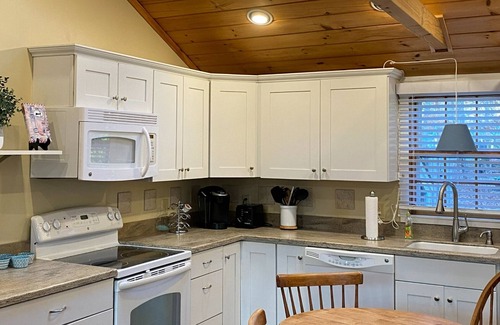 South Dennis House | Recently Remodeled "Pet Friendly" Property In Dennis