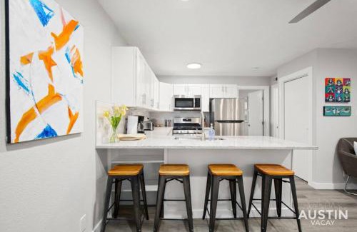 Clarksville Apartment | Recently Renovated Clarksville Apt for 4 and Parking