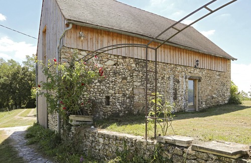 Sagelat Cottage | recently renovated holiday home with panoramic view near river and 2 golfcourses