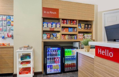 Englewood House | Recharge at our extended stay Denver Tech Center hotel