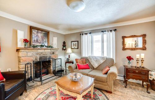 Gray House | Rector Home with Hot Tub about 6 Mi to Ligonier!