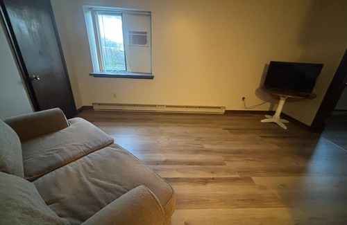 Clarks Summit Apartment | Red Barn Village: Cushy Studio with Bath