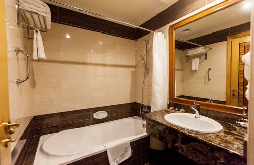 Beach & Coast Hotel | Red Castle Hotel