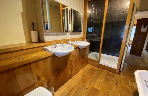 Burnsall Hotel | Red Lion Hotel and Manor House