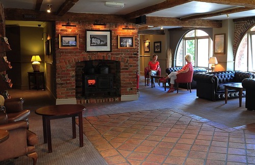 Fareham Hotel | Red Lion Hotel by Greene King Inns