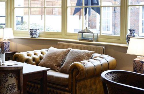 Fareham Hotel | Red Lion Hotel by Greene King Inns