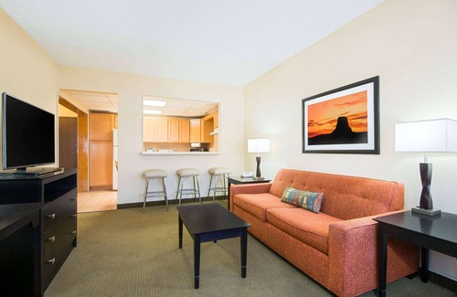 Gillette Hotel | Red Lion Hotel Gillette