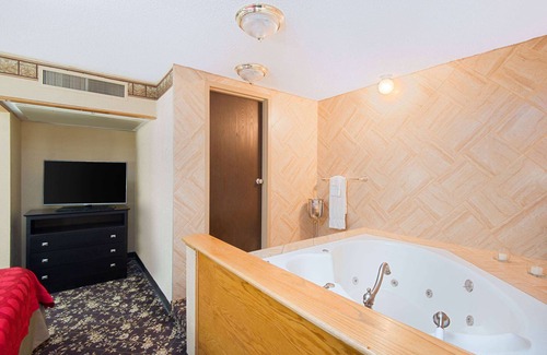 Gillette Hotel | Red Lion Hotel Gillette