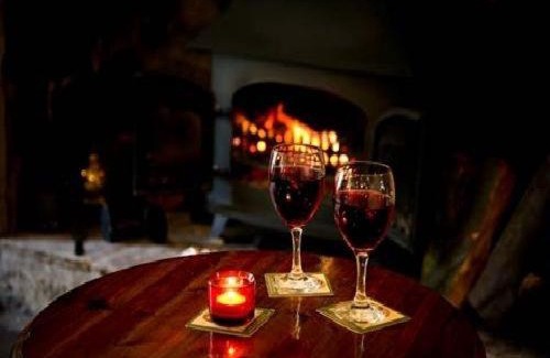 Newbrough Hotel | Red Lion Inn