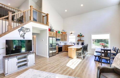 Red Lodge House | Red Lodge Retreat with Creek Access and Fire Pit!
