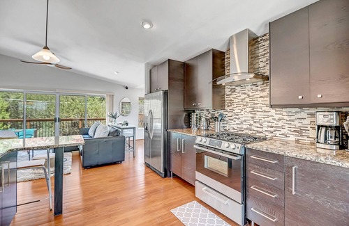 West Sedona House | Red Rock Views, Walk to Trails & Shops, Spacious, Modern, Well-Stocked, Peaceful Sedona Escape