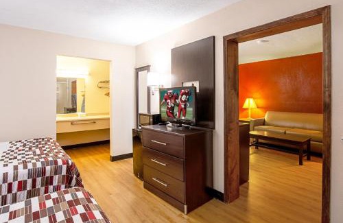 Battle Creek Hotel | Red Roof Inn Battle Creek