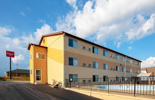 Cameron Hotel | Red Roof Inn Cameron