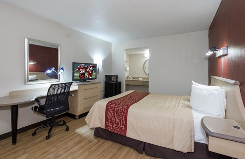 Williamsport Hotel | Red Roof Inn Hagerstown - Williamsport, MD