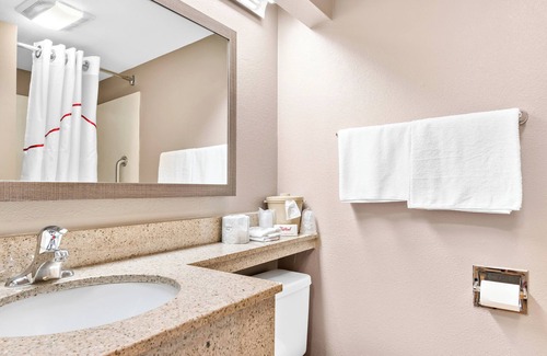 Harrisburg Hotel | Red Roof Inn Harrisburg North