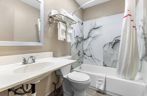 Huntsville Hotel | Red Roof Inn Huntsville, AL