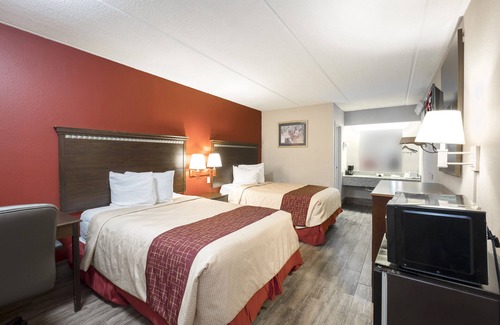 Greater Belhaven Hotel | Red Roof Inn Jackson Downtown - Fairgrounds