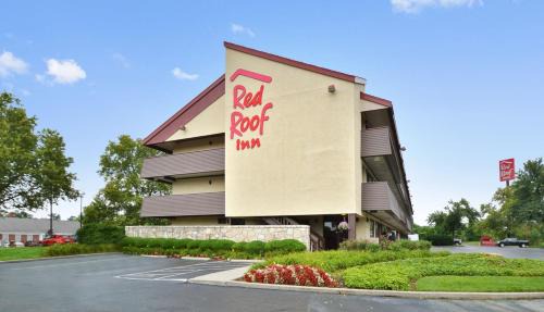 Watterson Park Hotel | Red Roof Inn Louisville Fair and Expo
