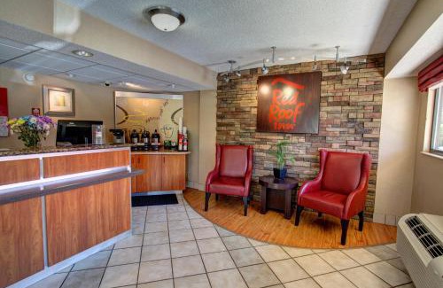 Ferry Pass Hotel | Red Roof Inn Pensacola - I-10 at Davis Highway