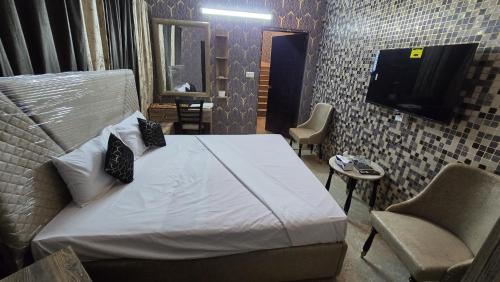 D.H.A. House | Red Sea Guest House Karachi