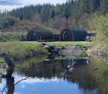 Oban House | Red Squirrel Pod with Hot Tub