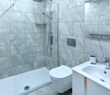 Lochaline Apartment | Red Watch Apartment