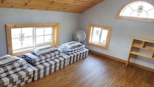 Gujwa House | Red Windmill Pension