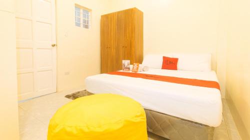 Dasmarinas Hotel | RedDoorz at V-Cloud Hills near De La Salle Dasmarinas Cavite