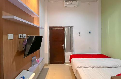 Samarinda Hotel | RedDoorz syariah near Universitas Mulawarman