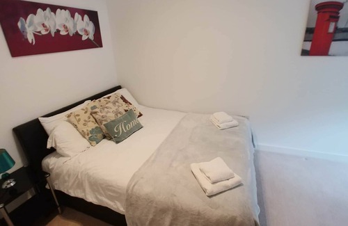 Redhill Apartment | Redhill Central Apartment A