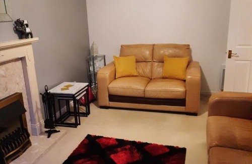 Darlington Apartment | Redmire - 2 bed 1st floor flat overlooking green