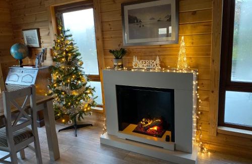 Angelbank Ski Chalet | RedWood Lodge