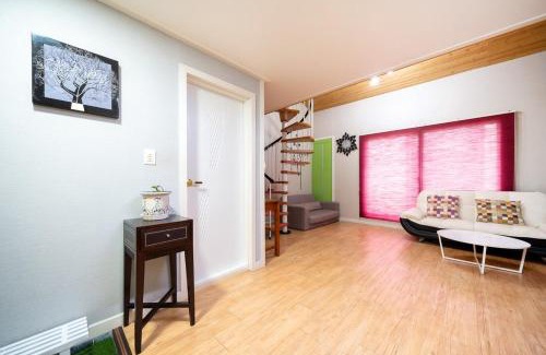 Tarimok House | Reedforest Pension Suncheon