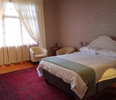 Komani House | Reeds House - a place to feel at home