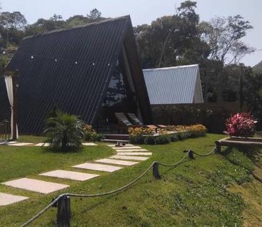 Teresopolis Ski Chalet | Refúgio dos Alpes cabana