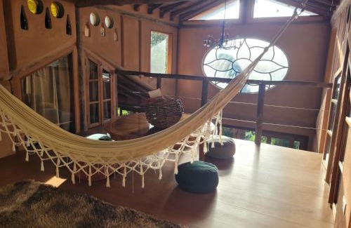 Mairipora House | Refúgio Terracota uma casa bioconstruída com arte