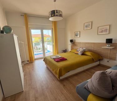 Corroios House | Refúgio Toque Da Luz