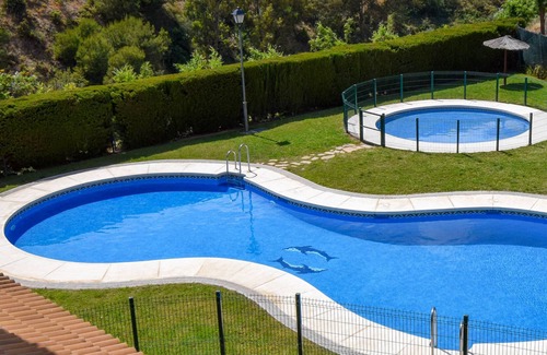 Fuengirola Apartment | Ref: 283 Spacious apartament with great pool