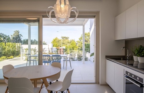 Villaggio Taunus Apartment | Ref. VM10 Summer Rental – One Bedroom apartment with sea view, terrace