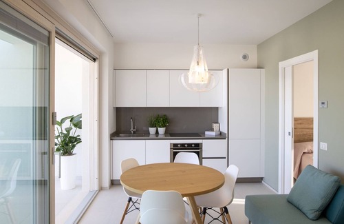 Villaggio Taunus Apartment | Ref. VM10 Summer Rental – One Bedroom apartment with sea view, terrace